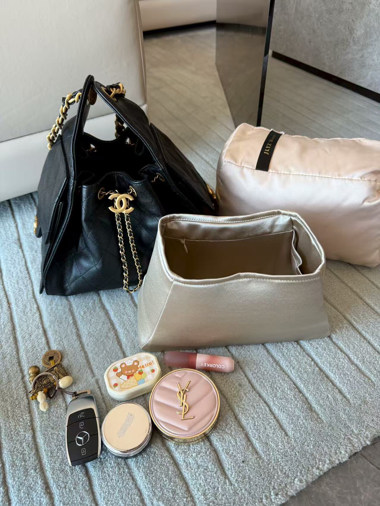 lookbook image shop_this_look_AVdw3f